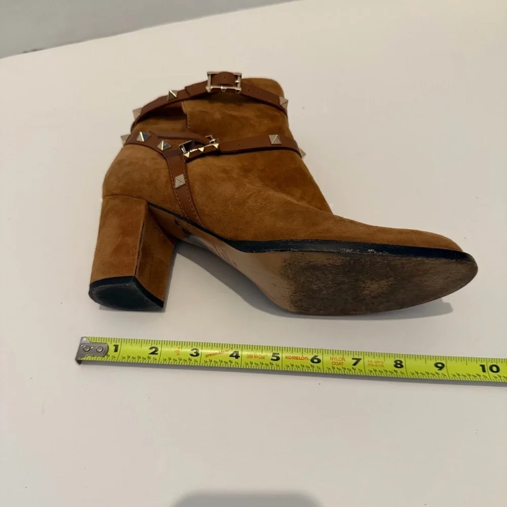 Valentino garavani suede